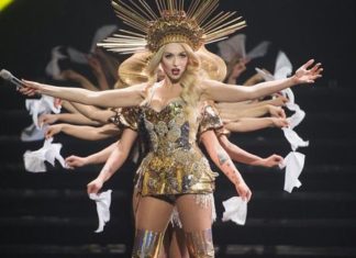 Олю Полякову назвали самой красивой певицей Украины