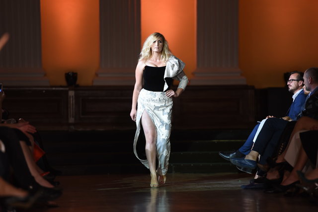 Впервые на подиум Ukrainian Fashion Week вышли модели plus-size
