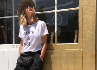 Вера Брежнева впервые посетила модный показ с младшей дочерью