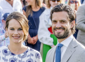 Принц Швеции Карл Филипп и принцесса София впервые показали новорожденного сына