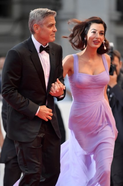 Джордж и Амаль Клуни впервые появились на красной дорожке после рождения у них близнецов