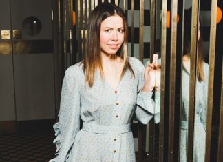 Полина Юмашева, Снежана Георгиева и другие на ужине Augustinus Bader в ресторане Buro TSUM