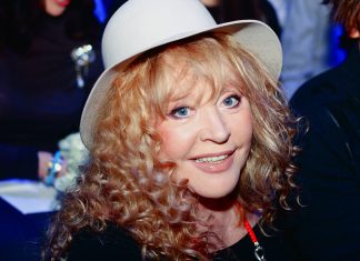 Что сказала Пугачева о высказываниях Лаймы Вайкуле про Крым