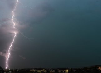 В Нижегородской области подросток погиб после удара молнией