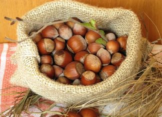 Ореховый или Третий Спас празднуется 29 августа 2018 года