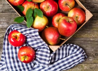 Яблочный Спас, поздравления для смс, короткие, прикольные. Поздравления с Яблочным Спасом в стихах и прозе