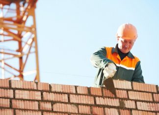 День строителя 2018 – поздравления в стихах и прозе, официальные, прикольные шуточные, короткие смс-поздравления, мужчинам, коллегам, картинки и открытки