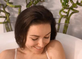 Ирена Понарошку показала первое фото с новорожденным малышом