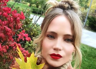 Глюк’оZа выложила интимное фото с мужем из спальни