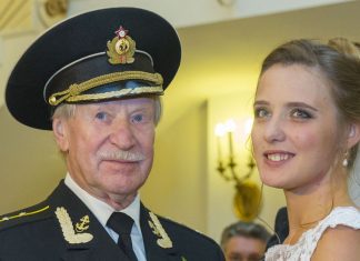 «У меня вообще три любовника»: разведенная Краско пошла вразнос