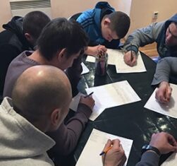 Как проходит реабилитация наркозависимых в центре?