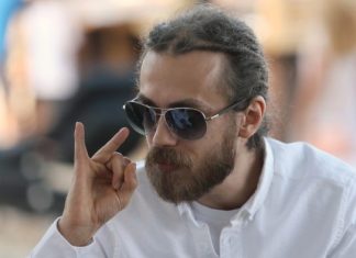 Названа официальная причина смерти Децла