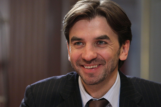 Абызов Михаил Анатольевич: биография