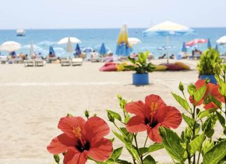 Море в Турции в мае — где тепло и можно купаться?