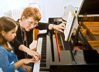 Как происходит обучение в музыкальной школе?