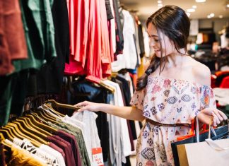 Тонкости выбора женской одежды