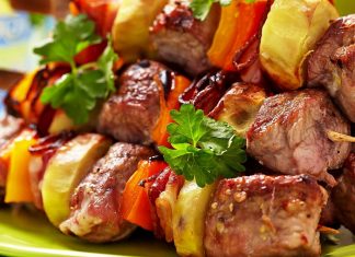 Шашлык: всегда актуальное, вкусное и популярное блюдо