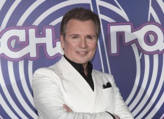 Дочь Александра Малинина приехала к дому отца, но ее выгнала охрана