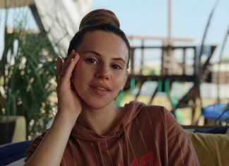 «Встать с кровати нет сил»: Саша Артемова пожаловалась на проблемы со здоровьем