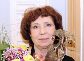 Елена Камбурова: «Пошлости в выступлениях Пугачевой хватало»