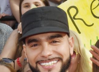 Тимати – Ксении Собчак: «Ты – животное, раз можешь глумиться над чужим горем»