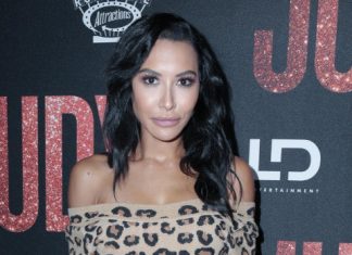 Тело утонувшей звезды сериала «Хор» Наи Риверы ищут в озере Калифорнии