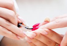 Профессиональный маникюр в Днепре