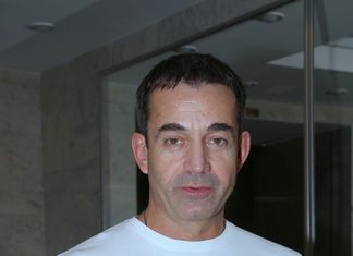 Дмитрий Певцов – смерть сына и матери, травля зрителей, слухи о разводе с Ольгой Дроздовой