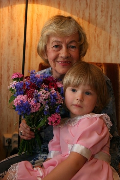 Как живет внучка покойной Александры Назаровой