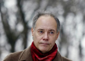 «Он подонок»: Владимир Конкин подозревает бойфренда дочери в причастности к ее смерти