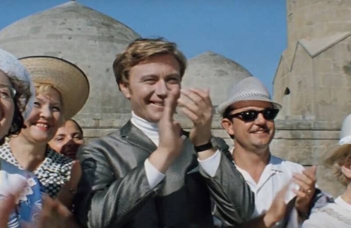 КАК ОТДЫХАЛИ СОВЕТСКИЕ ТУРИСТЫ ЗА ГРАНИЦЕЙ