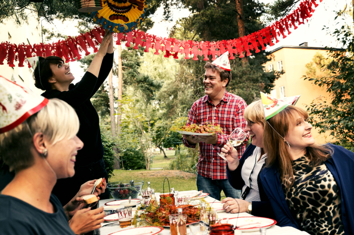 ТРАДИЦИЙ ЗАСТОЛИЙ И ТОРЖЕСТВ В США, КОТОРЫЕ НАМ ПОКАЖУТСЯ СТРАННЫМИ