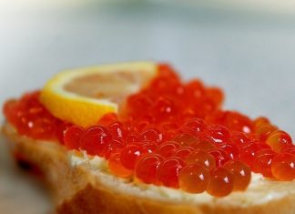 Эксперт ответил на спор Зюганова и Симоньян, измерив пенсии икрой