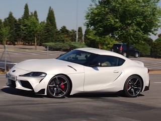 Хот-хэтч Toyota GR Yaris проверили на «лосином тесте»