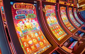 Аппарат Feather Frenzy в казино Вулкан 24