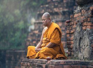 Путин поздравил российских буддистов с Новым годом по лунному календарю