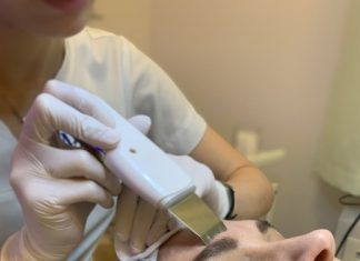 Как найти человека по номеру телефона?