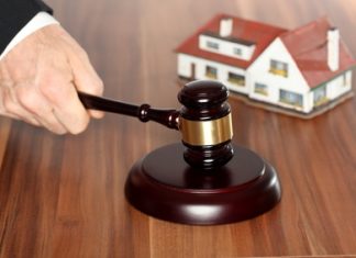 Как выбрать юриста по земельным спорам?