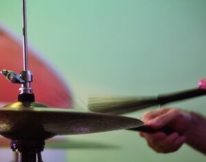 Основы игры на барабанах