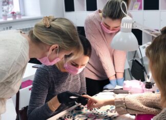 Онлайн-курсы академии красоты Looky