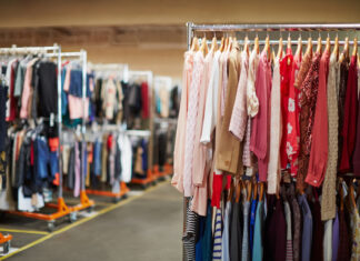 Особенности приобретения стоковой одежды из Европы