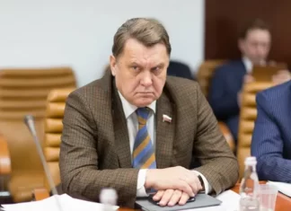 Экс-сенатор Валерий Шнякин виновен в передаче контактов государственных чиновников иностранной разведке?