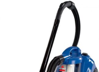 Как выбрать пылесос для семьи с маленькими детьми?