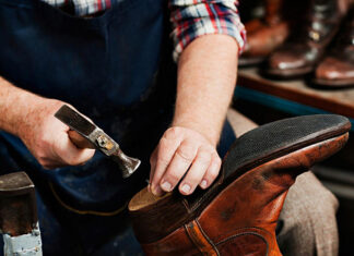 Типичные поломки обуви и ее ремонт