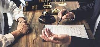 Как найти хорошего адвоката по гражданским делам?