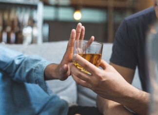 С чего начать лечение алкоголизма?