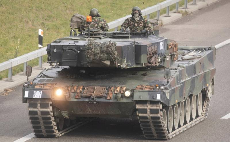 
Что дальше: на Украину доставили первые польские танки Leopard 2                