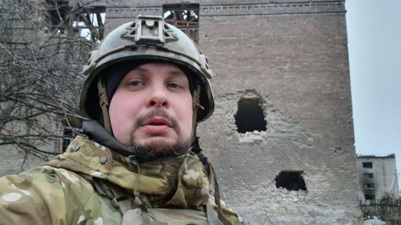 
Кто такой Владлен Татарский, погибший в теракте на Васильевском острове в Петербурге                