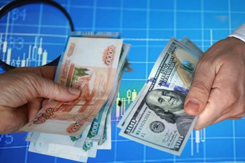
Доллар по 115 рублей к лету 2023 года: возможно ли это и что делать со сбережениями                