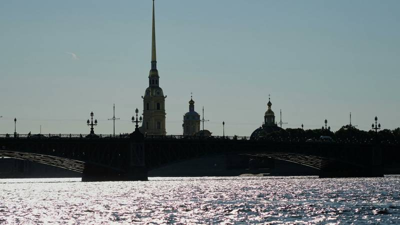 
Будет ли салют в День города Санкт-Петербурга 27 мая 2023 года: что известно о праздничной программе                